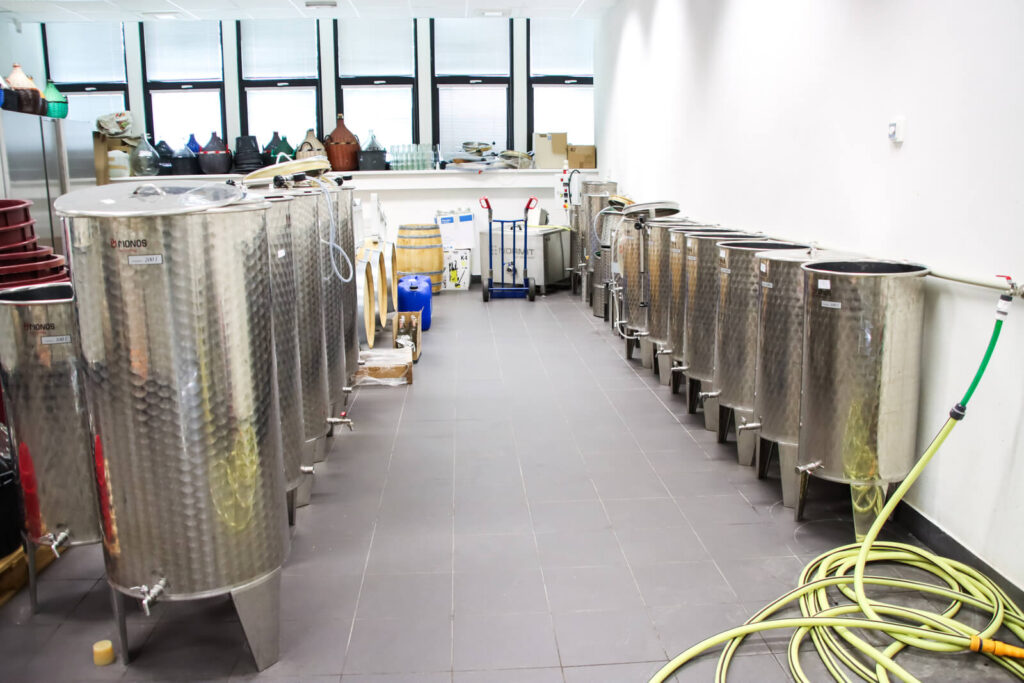 Staniless steel tanks.