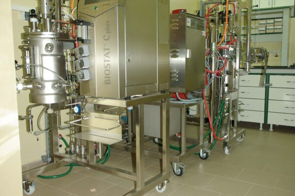 Sartorius Stedim bioreaktory mikrofermentrory 10L a 30L 1